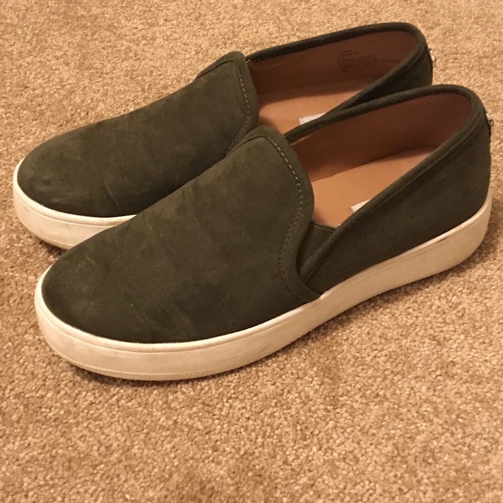 Steve Madden Slip Ons
